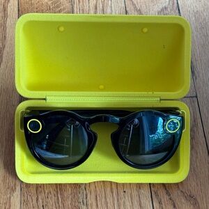 SPECTACLES Snapchat HD Camera Sunglasses